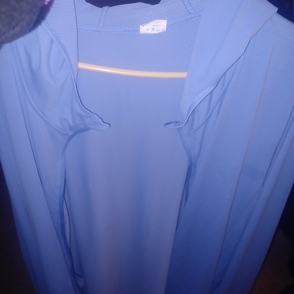 Light Blue Hooded Robe - Picture 4 of 4